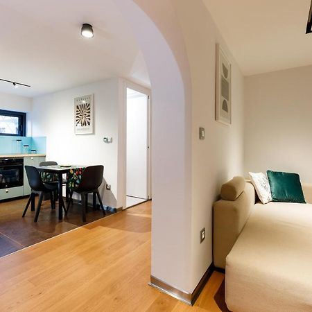 Stylish City Apartment Split Extérieur photo