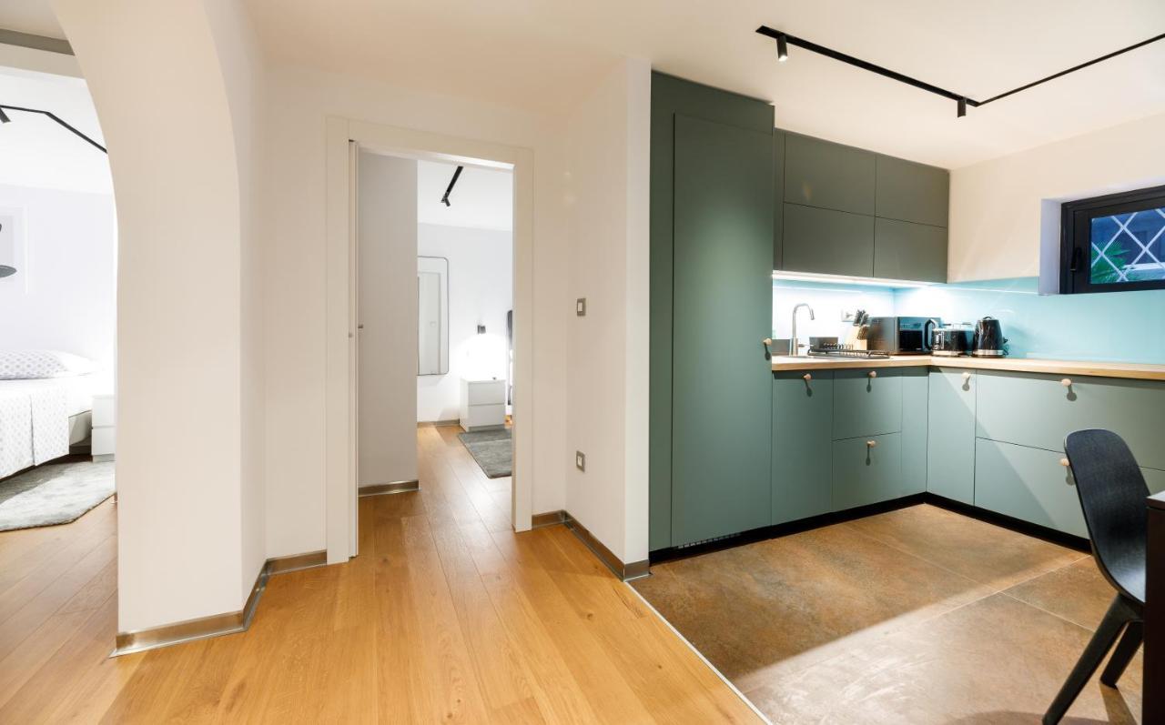 Stylish City Apartment Split Extérieur photo